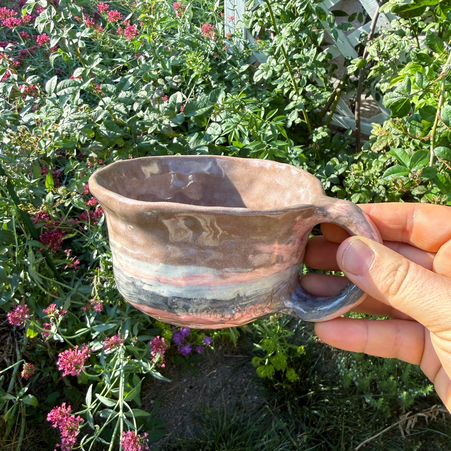 Handgemachte Keramik-Kaffeetasse Rosa